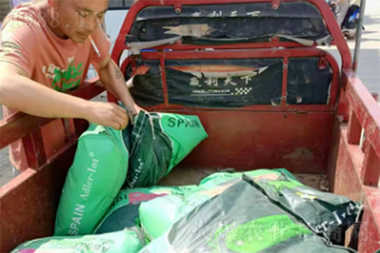 ��(f��)�Ϸʝq�r(ji��)���� �����@�׿�߶��M(j��n)�����ͷʅs�����Ј�(ch��ng)���G�G��