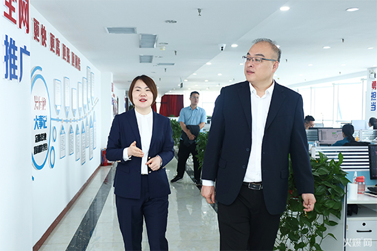 ������Ůʿ�������v��𱬾W(w��ng)�l(f��)չ�v��