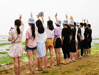 �𱬾W(w��ng)���u֮�����gЦ�c�����R�w��