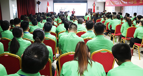 �����������ԶY�������𱬼��ˌW(xu��)�Yæ��